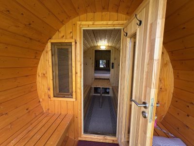 Schlaffässer im Nuthegarten